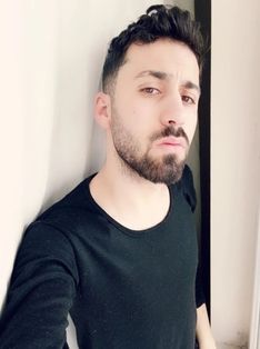 Mustafa Kris